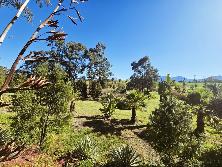 18 Bedroom Property for Sale in Geelhoutboom AH Western Cape